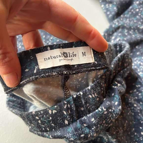 Natural Life Blue Floral Pants - Picture 6 of 9